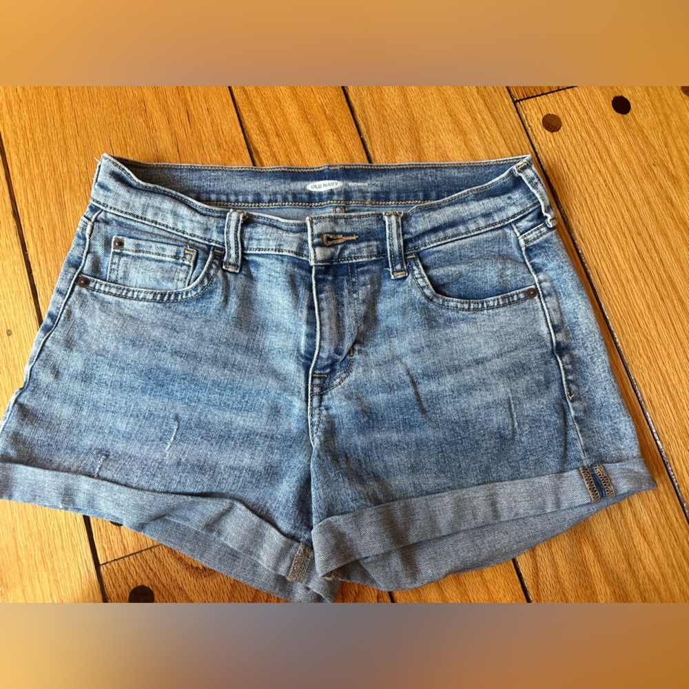 Women’s Blue Jean Shorts, Boyfriend style, Size 6. Rolled cuff.